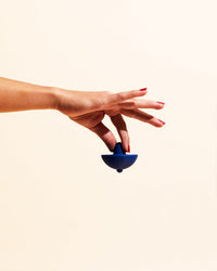 toupie-top-clitoral-stimulation-vibrator-for-women Blue